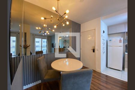 Sala de apartamento à venda com 2 quartos, 60m² em Todos Os Santos, Rio de Janeiro