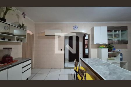 Cozinha de casa à venda com 3 quartos, 400m² em Utinga, Santo André