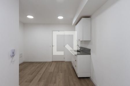 Sala/Cozinha de apartamento para alugar com 2 quartos, 41m² em Água Branca, São Paulo