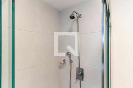 Banheiro de kitnet/studio para alugar com 1 quarto, 22m² em Centro Histórico de São Paulo, São Paulo