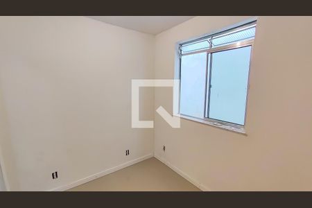 Quarto 2 de casa para alugar com 3 quartos, 85m² em Curicica, Rio de Janeiro