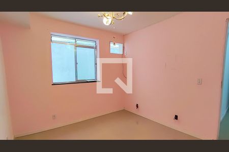 Quarto 1 de casa para alugar com 3 quartos, 85m² em Curicica, Rio de Janeiro