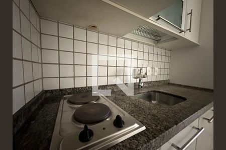 Sala/Cozinha de apartamento à venda com 1 quarto, 30m² em Perdizes, São Paulo