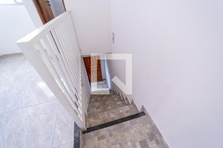 Entrada de casa para alugar com 1 quarto, 45m² em Jardim Fernandes, São Paulo