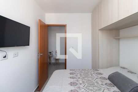 Quarto 2 de apartamento à venda com 2 quartos, 40m² em Vila Nivi, São Paulo