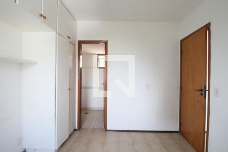 Quarto de apartamento à venda com 1 quarto, 42m² em Vila Suzana, São Paulo