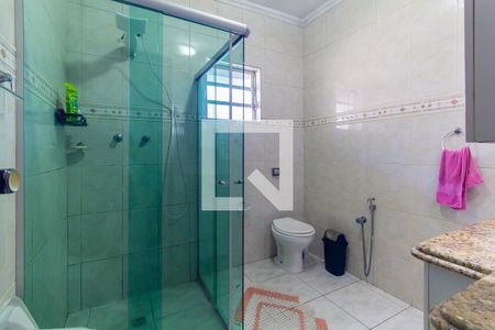 Banheiro de casa à venda com 4 quartos, 250m² em Cidade Continental, São Paulo