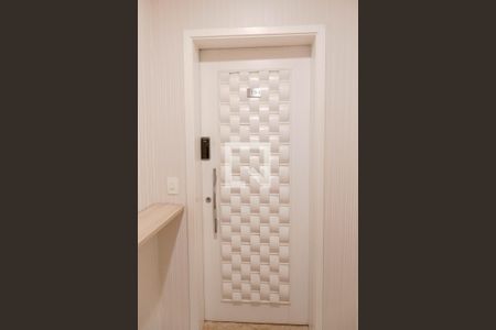 Hall de entrada de apartamento à venda com 3 quartos, 94m² em Jardim São Paulo, Guarulhos