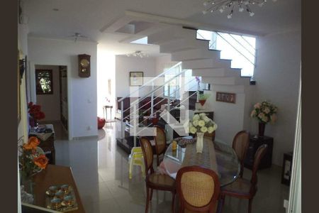 Casa de Condomínio à venda com 4 quartos, 239m² em Parque dos Resedás, Campinas