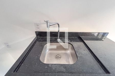 Sala/Cozinha de kitnet/studio à venda com 1 quarto, 25m² em Cerqueira César, São Paulo