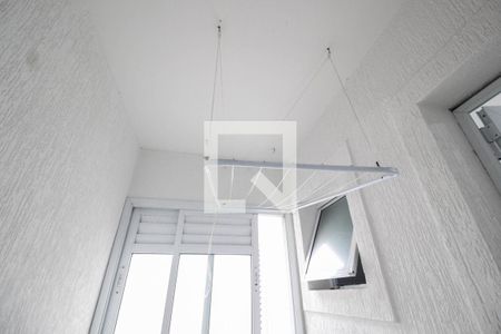 Área de Serviço de apartamento para alugar com 2 quartos, 58m² em Santa Teresinha, São Paulo