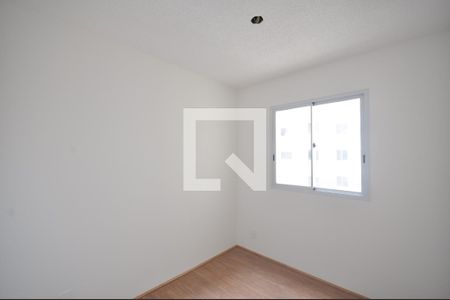 Quarto 1 de apartamento para alugar com 2 quartos, 40m² em Parque Novo Mundo, São Paulo