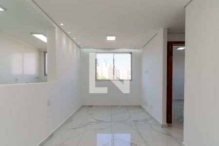 Sala de apartamento à venda com 2 quartos, 44m² em Jardim Ângela (Zona Leste), São Paulo