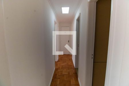 Corredor de apartamento à venda com 3 quartos, 108m² em Icaraí, Niterói