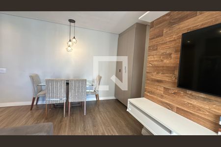 Sala de apartamento à venda com 2 quartos, 57m² em Jardim Iracema/aldeia, Barueri