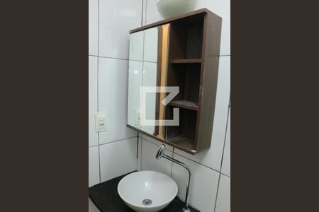 Lavabo de casa para alugar com 4 quartos, 200m² em Jardim Iguaçu, Nova Iguaçu