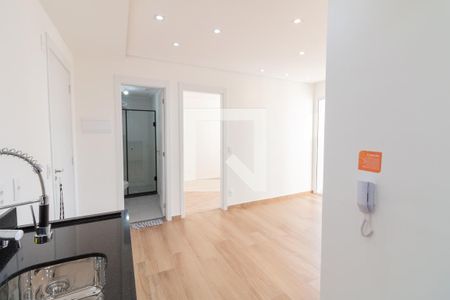 Sala/Cozinha de apartamento para alugar com 2 quartos, 47m² em Vila Gomes, São Paulo
