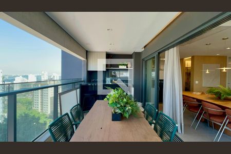 Varanda gourmet de apartamento à venda com 3 quartos, 193m² em Sumarezinho, São Paulo