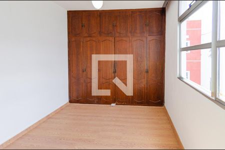 Quarto 1 de apartamento para alugar com 2 quartos, 43m² em Padre Eustáquio, Belo Horizonte