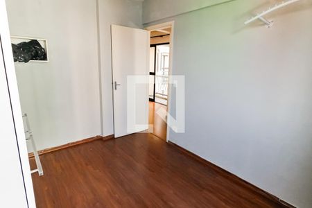 Quarto 2 de apartamento à venda com 2 quartos, 72m² em Chácara Agrindus, Taboão da Serra