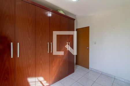 Quarto 1 de apartamento para alugar com 2 quartos, 55m² em Jardim Tranquilidade, Guarulhos