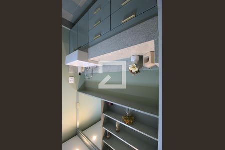 Banheiro de apartamento à venda com 1 quarto, 53m² em Indianópolis, São Paulo