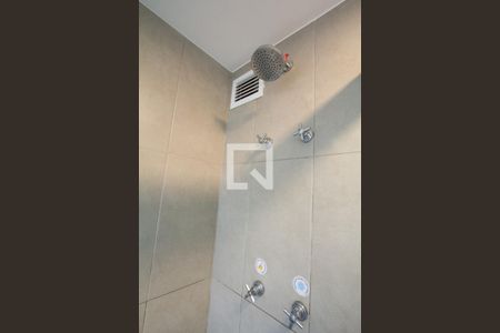 Banheiro de kitnet/studio à venda com 1 quarto, 30m² em Vila Olímpia, São Paulo