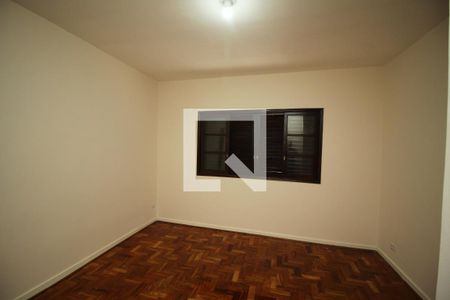 Quarto de casa para alugar com 3 quartos, 178m² em Jardim Três Marias, São Paulo