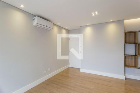 Sala de apartamento à venda com 2 quartos, 64m² em Vila Olímpia, São Paulo