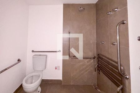 Banheiro de kitnet/studio à venda com 1 quarto, 57m² em Jardim Paulista, São Paulo