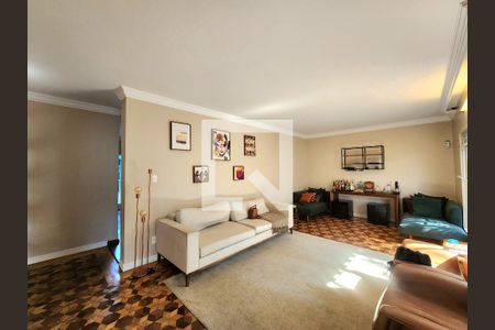 Sala de casa à venda com 3 quartos, 330m² em Planalto Paulista, São Paulo