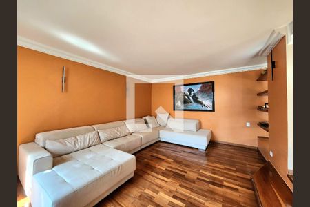 Sala de casa à venda com 3 quartos, 330m² em Planalto Paulista, São Paulo