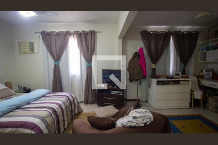 Suite de casa de condomínio para alugar com 4 quartos, 191m² em Recreio dos Bandeirantes, Rio de Janeiro