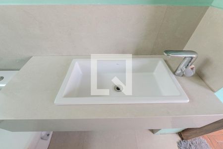 Banheiro de kitnet/studio à venda com 1 quarto, 27m² em Bela Vista, São Paulo