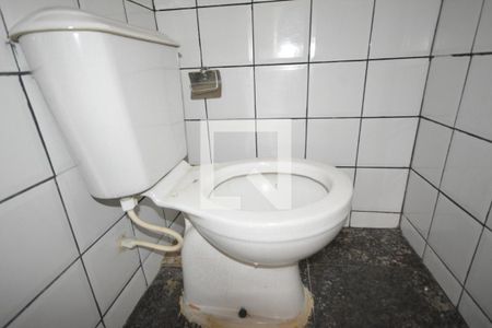 Lavabo de casa de condomínio para alugar com 2 quartos, 65m² em Campo Grande, Rio de Janeiro