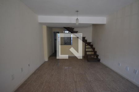 Sala de casa de condomínio para alugar com 2 quartos, 64m² em Campo Grande, Rio de Janeiro