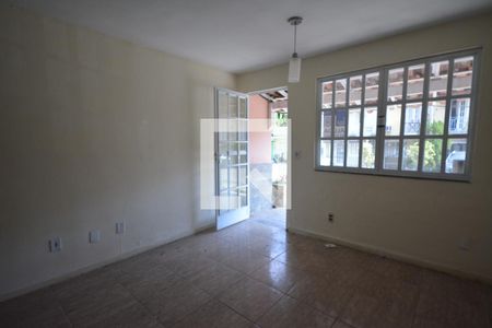 Sala de casa de condomínio para alugar com 2 quartos, 64m² em Campo Grande, Rio de Janeiro