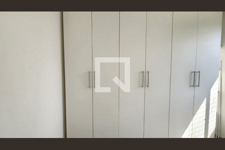 Quarto de apartamento para alugar com 3 quartos, 95m² em Itaigara, Salvador