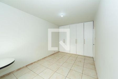 Quarto 1 de casa à venda com 3 quartos, 180m² em Nova Suíça, Belo Horizonte