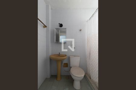 Banheiro de apartamento para alugar com 1 quarto, 40m² em Centro Histórico, Porto Alegre