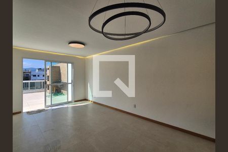 Sala de apartamento para alugar com 2 quartos, 190m² em Recreio dos Bandeirantes, Rio de Janeiro