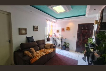 Sala  de apartamento à venda com 2 quartos, 43m² em Jardim Bom Clima, Guarulhos