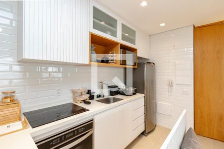 Sala/ Cozinha de apartamento à venda com 2 quartos, 71m² em Santo Amaro, São Paulo