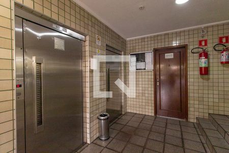 Área comum - Elevadores de apartamento à venda com 2 quartos, 50m² em Jardim Andarai, São Paulo