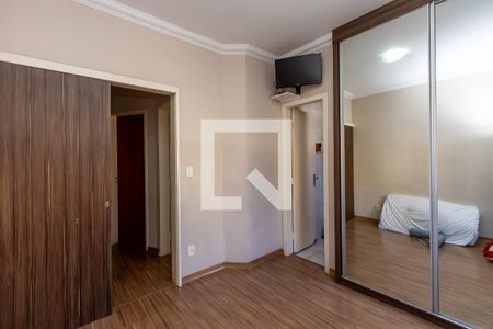 Quarto 2 de apartamento para alugar com 2 quartos, 65m² em Castelo, Belo Horizonte