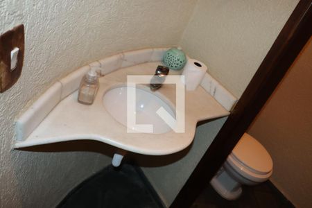 Lavabo de casa de condomínio para alugar com 5 quartos, 253m² em Parque Paulistano, Cotia