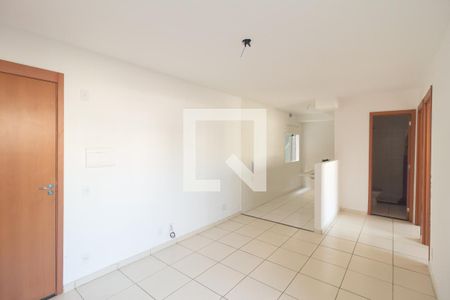 Sala de apartamento para alugar com 2 quartos, 48m² em Guaratiba, Rio de Janeiro