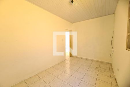 Quarto 1 de casa para alugar com 2 quartos, 70m² em Vila Ema, São Paulo