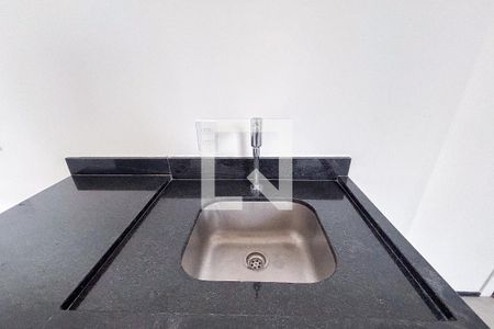 Sala/Cozinha de apartamento à venda com 2 quartos, 35m² em Cerqueira César, São Paulo