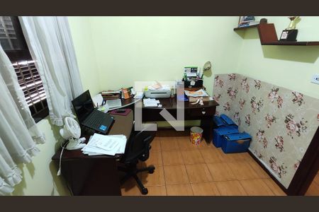 Quarto 2 de casa para alugar com 4 quartos, 240m² em Vila Andeyara, Ferraz de Vasconcelos